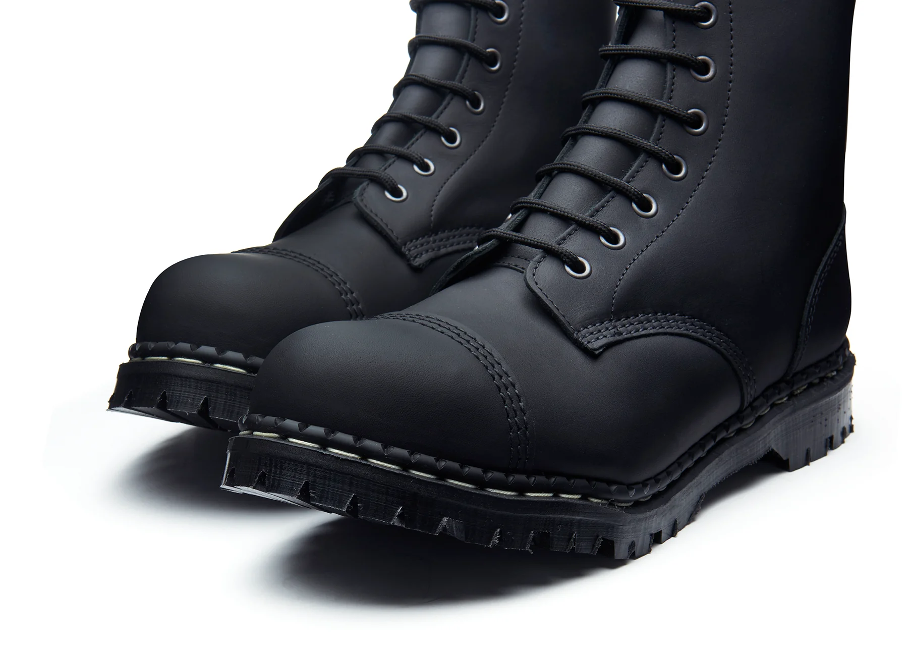 Black Greasy 10 Eye Steel Toe Capped Derby Boot - Image 3