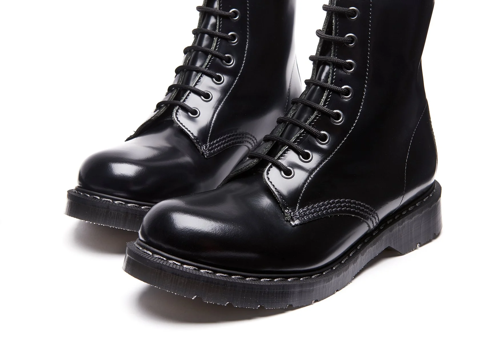 Black Hi-Shine 11 Eye Derby Boot - Image 3