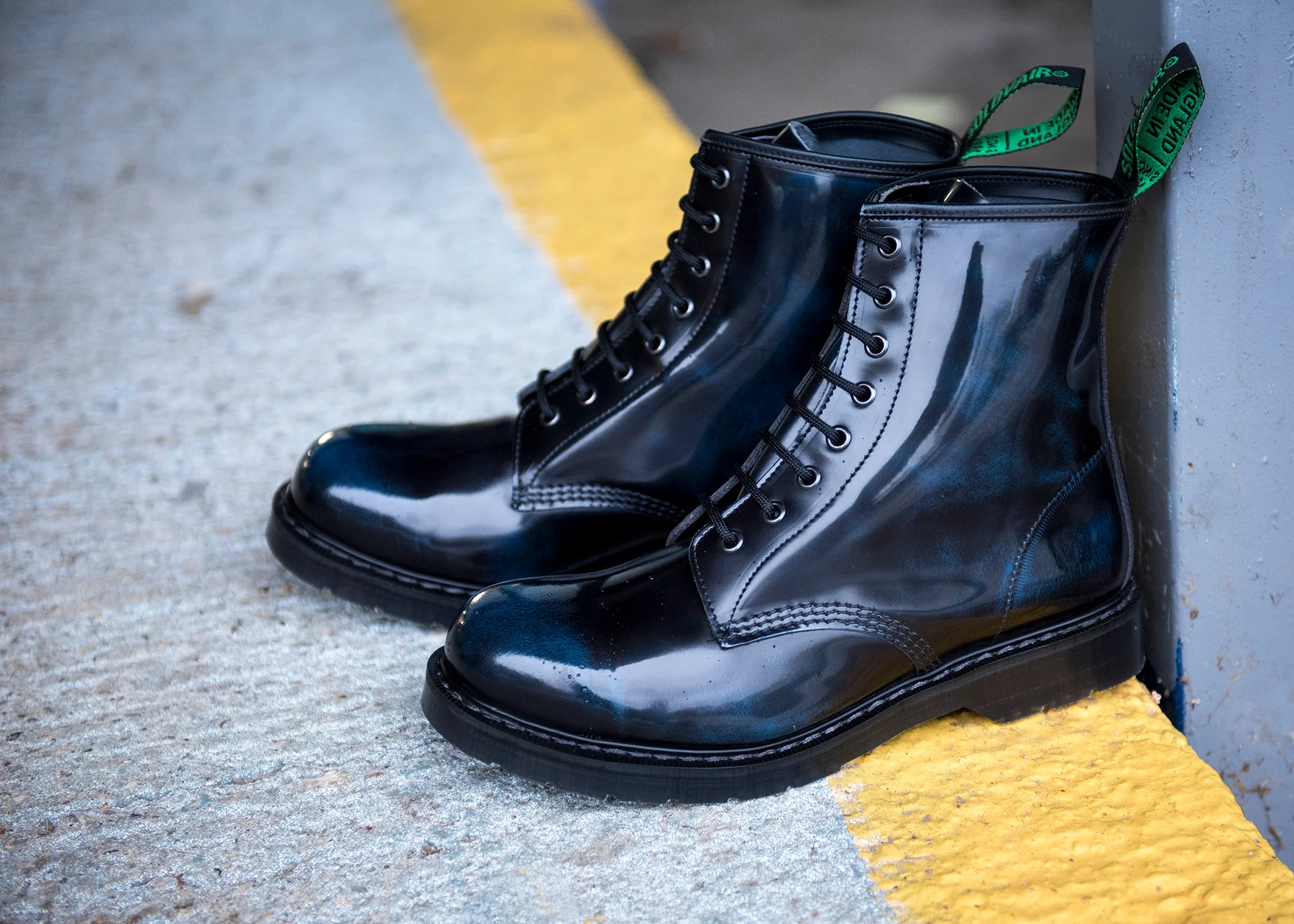 Navy Rub-Off 8 Eye Derby Boot - Image 4